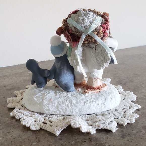 Dreamsicles "Snowbound" Penguin Figurine. Pre… - Picture 2 of 6